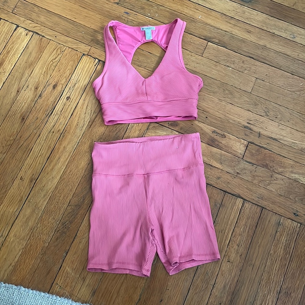 Pink workout set